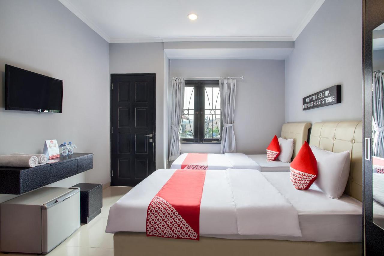 Oyo 105 La Maison D Ilona Jakarta Kültér fotó