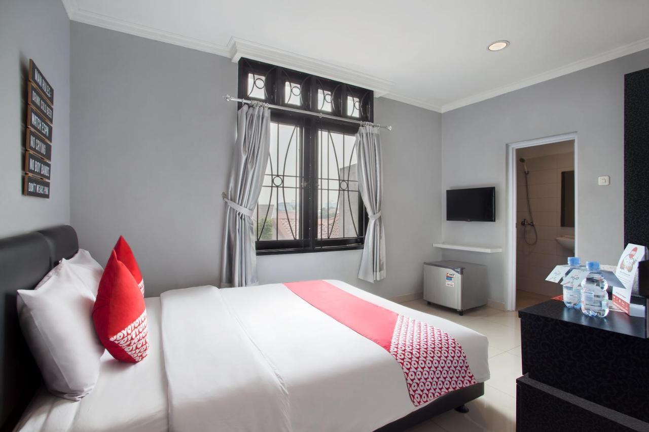 Oyo 105 La Maison D Ilona Jakarta Kültér fotó
