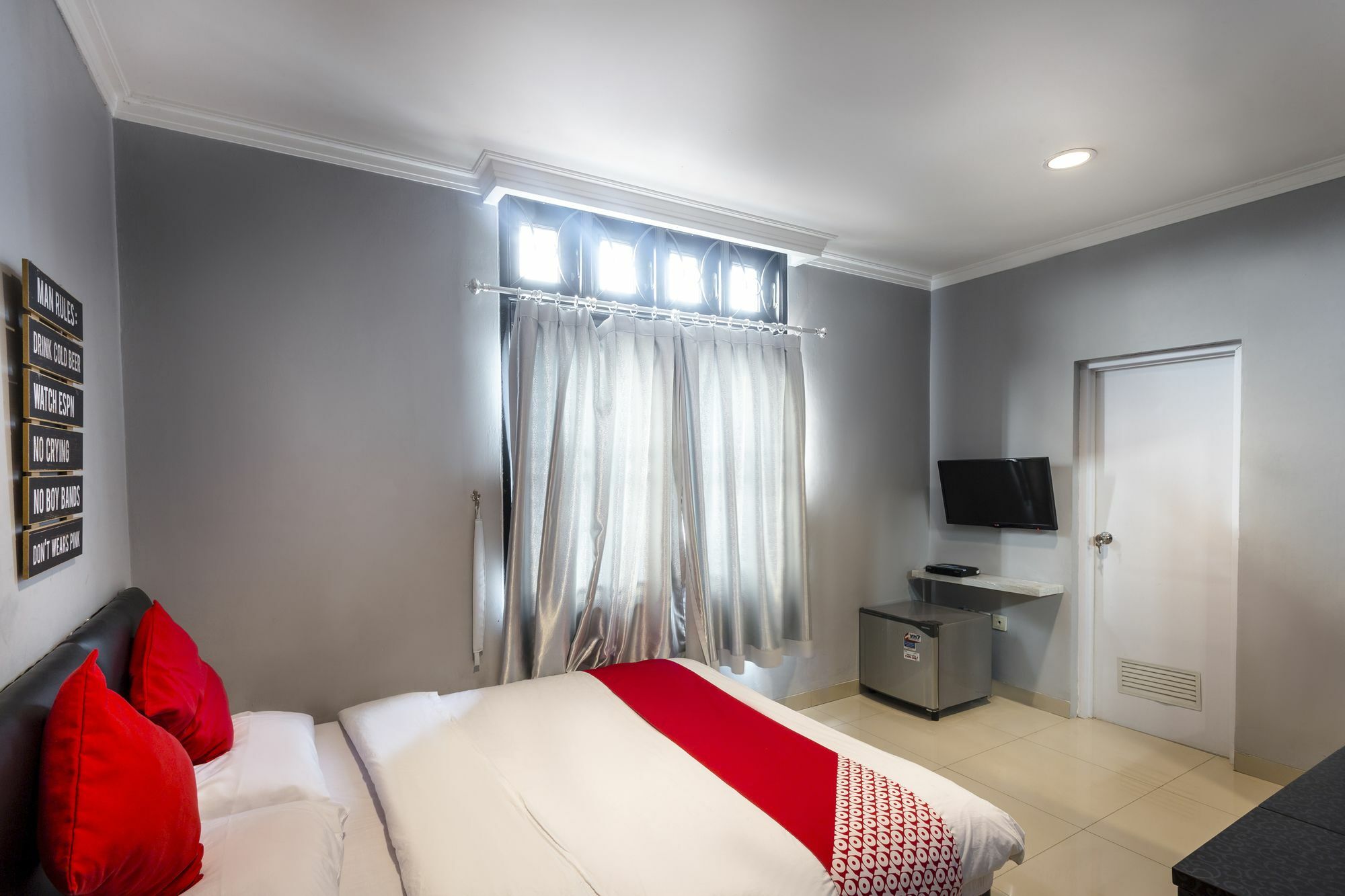 Oyo 105 La Maison D Ilona Jakarta Kültér fotó